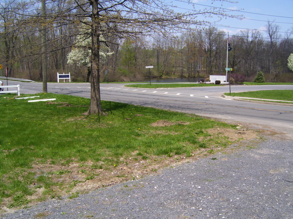 Corner lot 3 foot vinyl fence